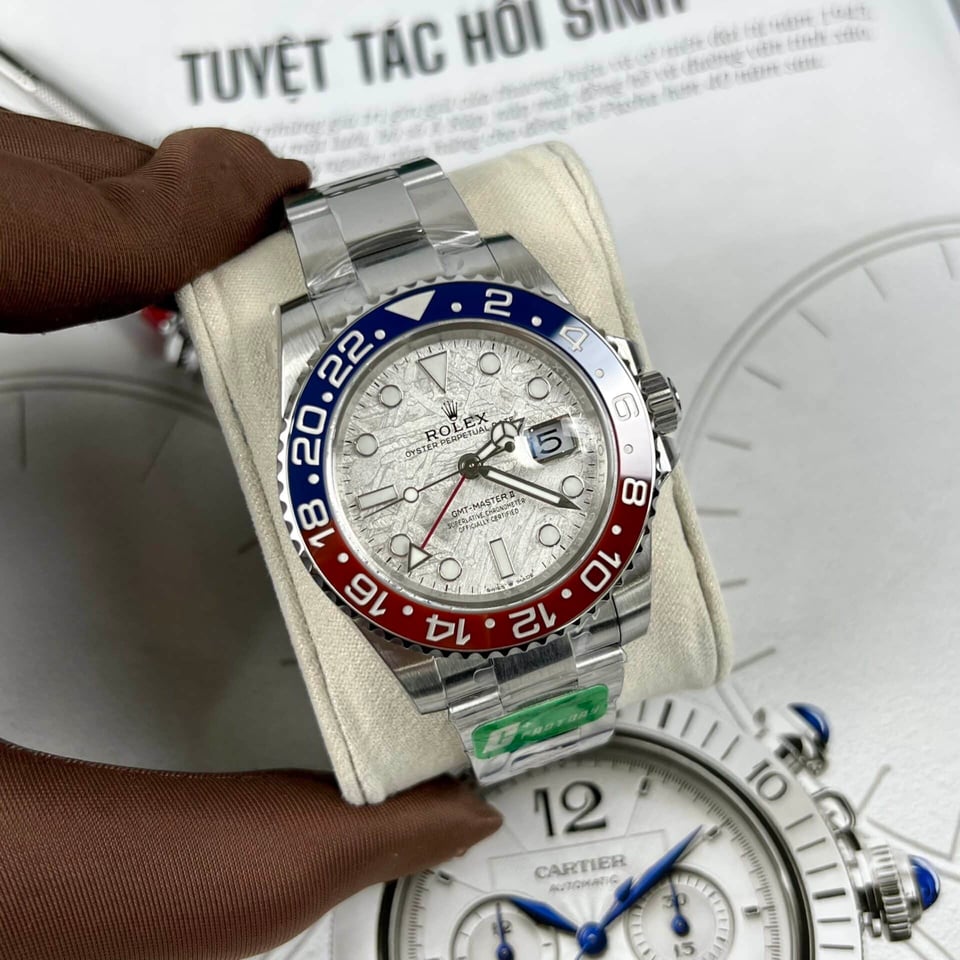 [SUPER CLONE] Rolex GMT-Master II Meteorite Dial 126719BLRO “Superman” view 4