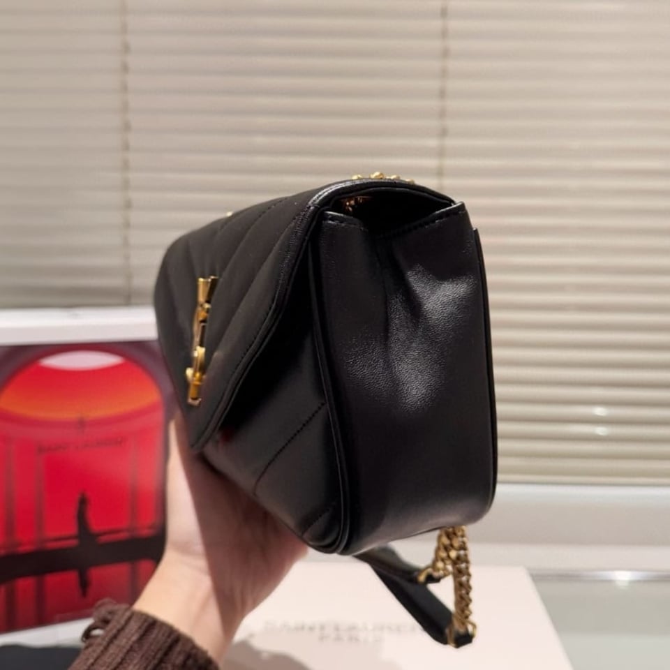 Saint Laurent Loulou Small In Matelassã‰ 24Cm view 4