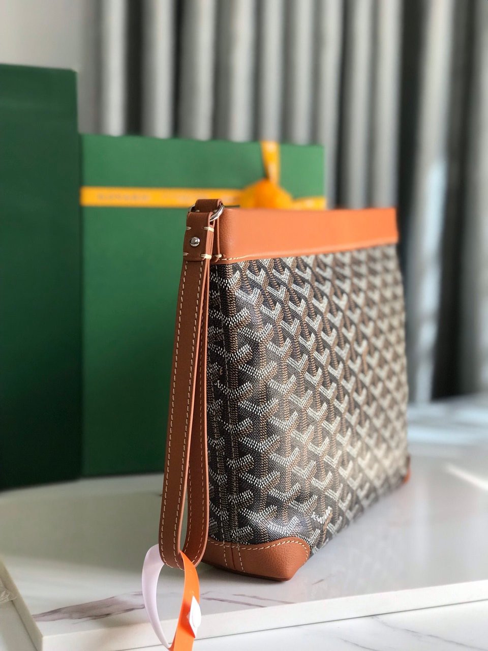Goyard Conti Pouch 24 Cm Tan Lambskin And Black Goyardine Canvas view 4