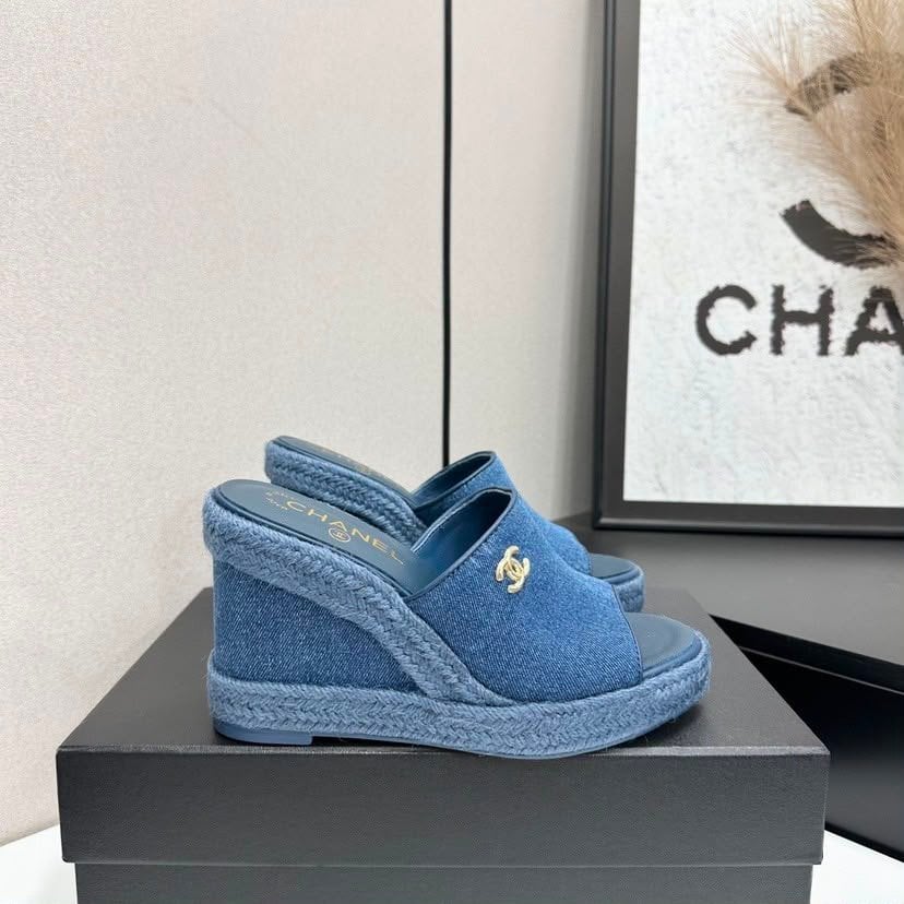 Chanel Denim Wedge Slingback Sandals Blue Denim G39832 view 3