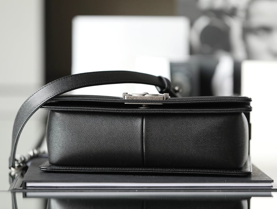 Chanel Medium Boy Black Caviar With Ruthenium Hardware 25cm view 4