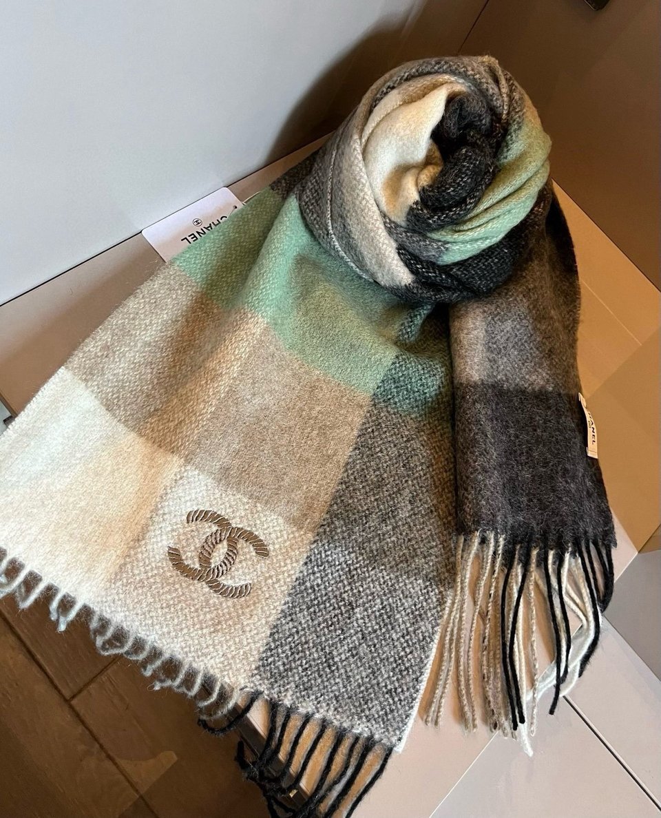 Chanel Cashmere Scarf Colorblock Beige For Women 200cm view 2