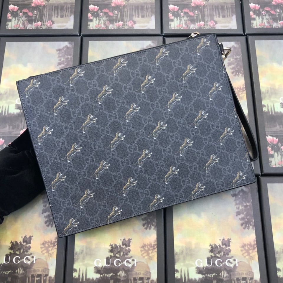 Gucci Tiger Print Pouch Light Grey Black 12in/31cm For Men view 8