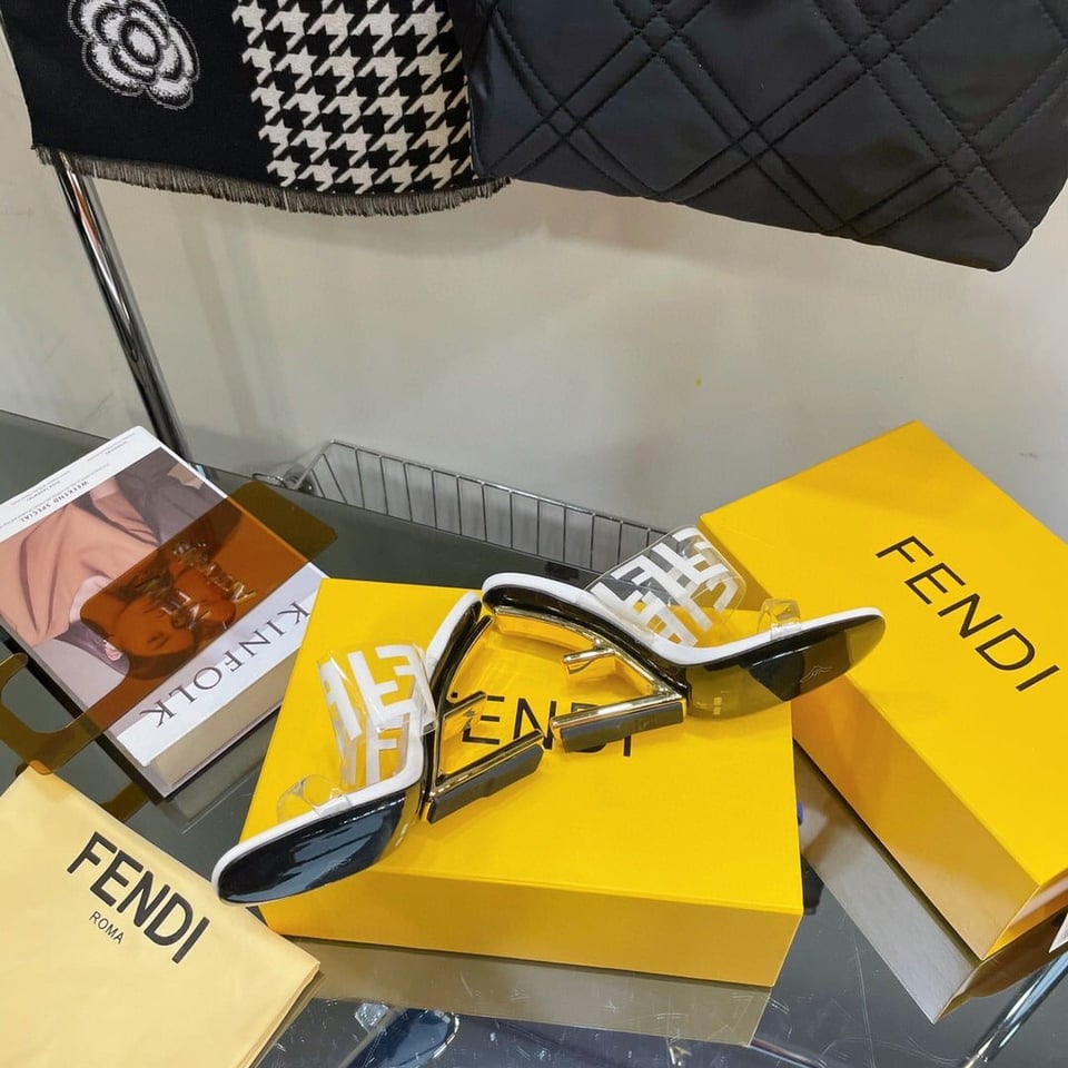 Fendi First Ff Transparent Plastic Handle White view 9