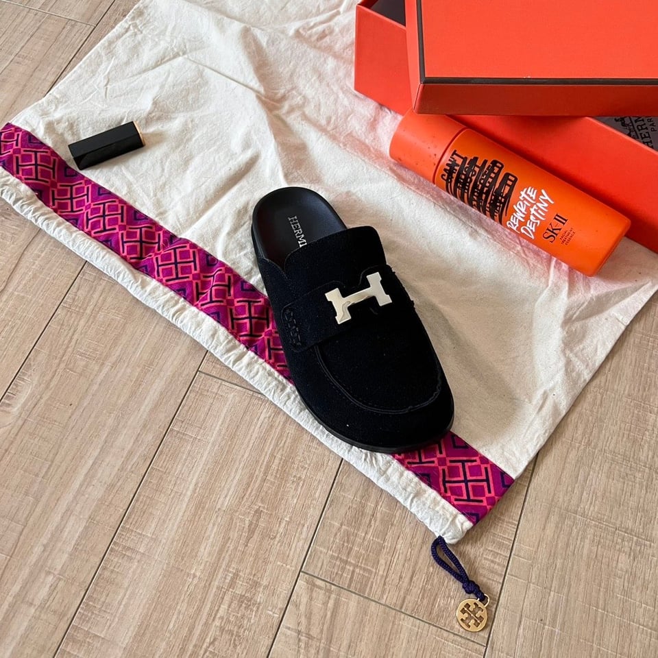 Herm?S Go Mule H Sandal In Black view 4