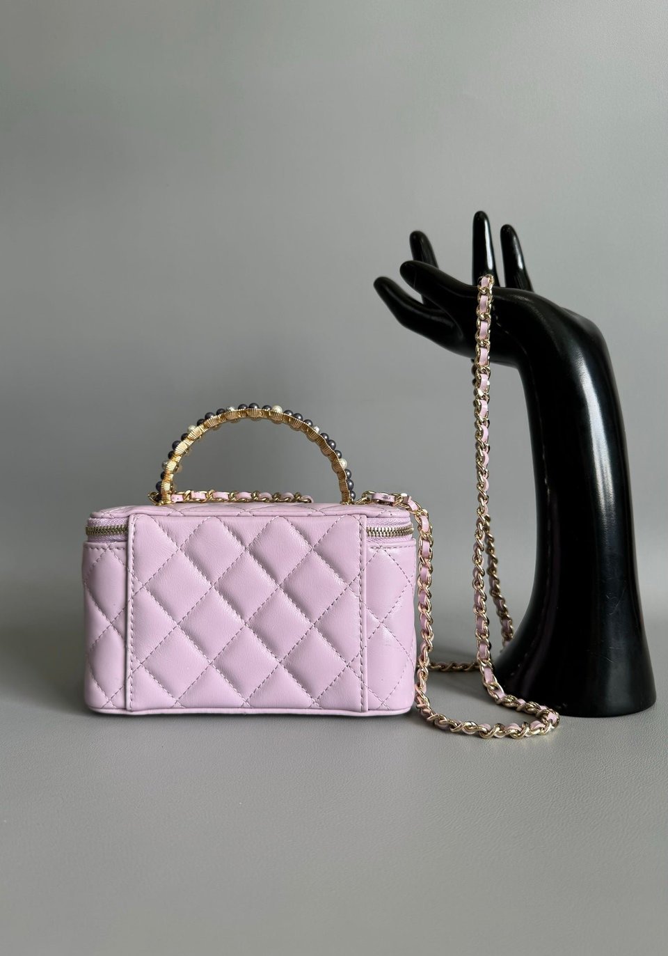Chanel Vanity Case Pearl 17Cm Cotton Candy Lambskin Gold Hardware view 3