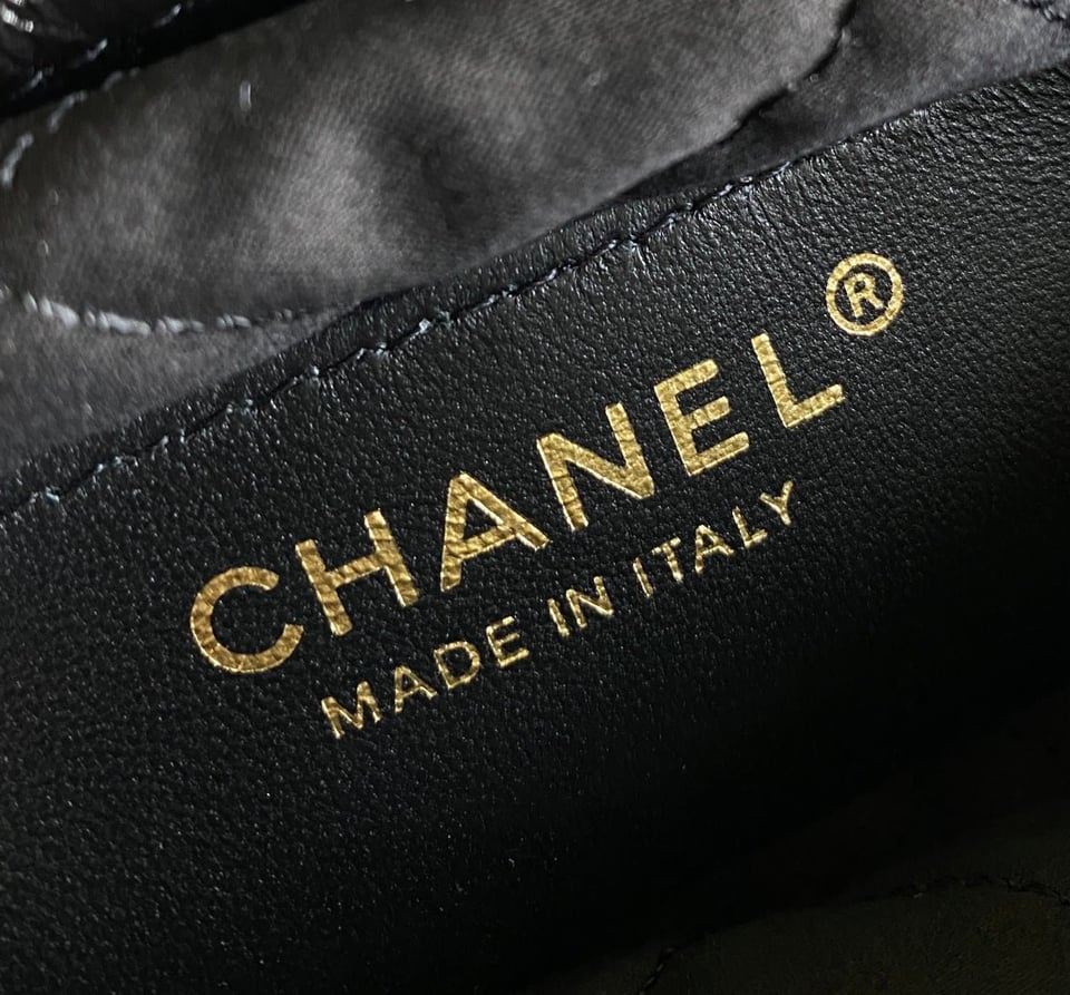 Chanel Hobo Mini 20Cm Black Lambskin Pearl Chain Ghw view 4