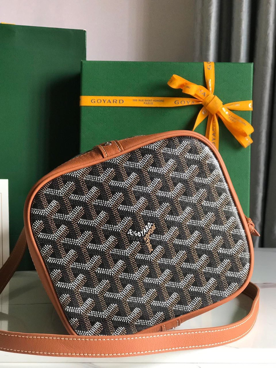 Goyard Petit Flot Bucket Bag 22 Cm Black Goyardine Canvas And Tan Lambskin Trim view 7