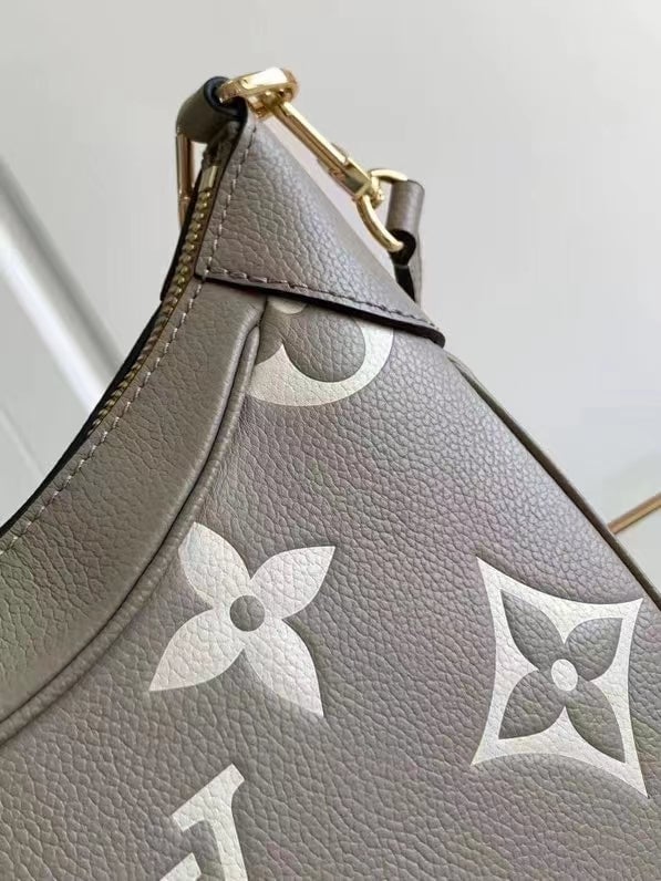 Louis Vuitton Bagatelle 22Cm Tourterelle Gray view 8