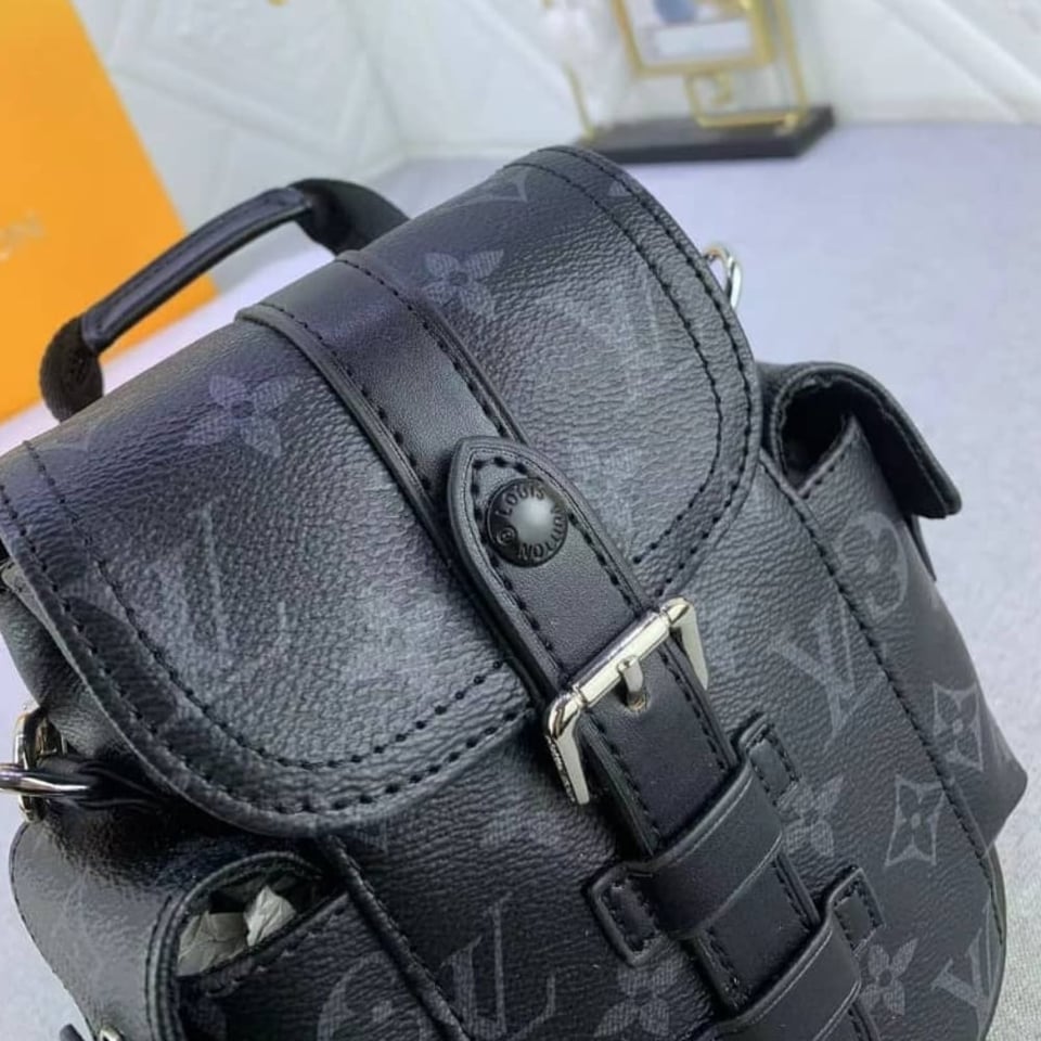 Louis Vuitton Nano Christopher 14Cm M82769 view 3
