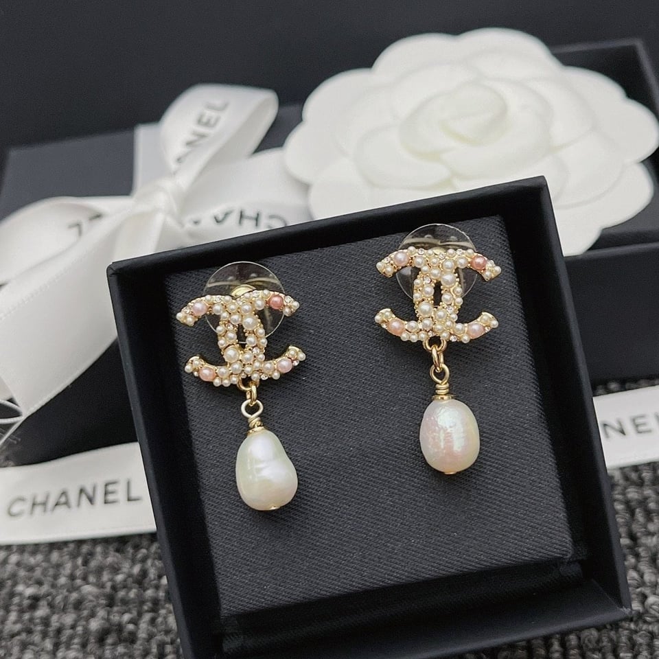 Chanel Pearls Crystal Earrings view 2
