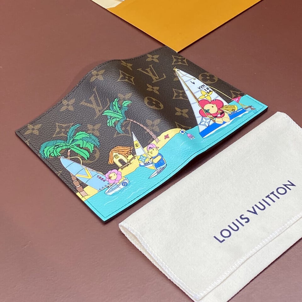Louis Vuitton Vivienne Sailing Passport Cover view 6