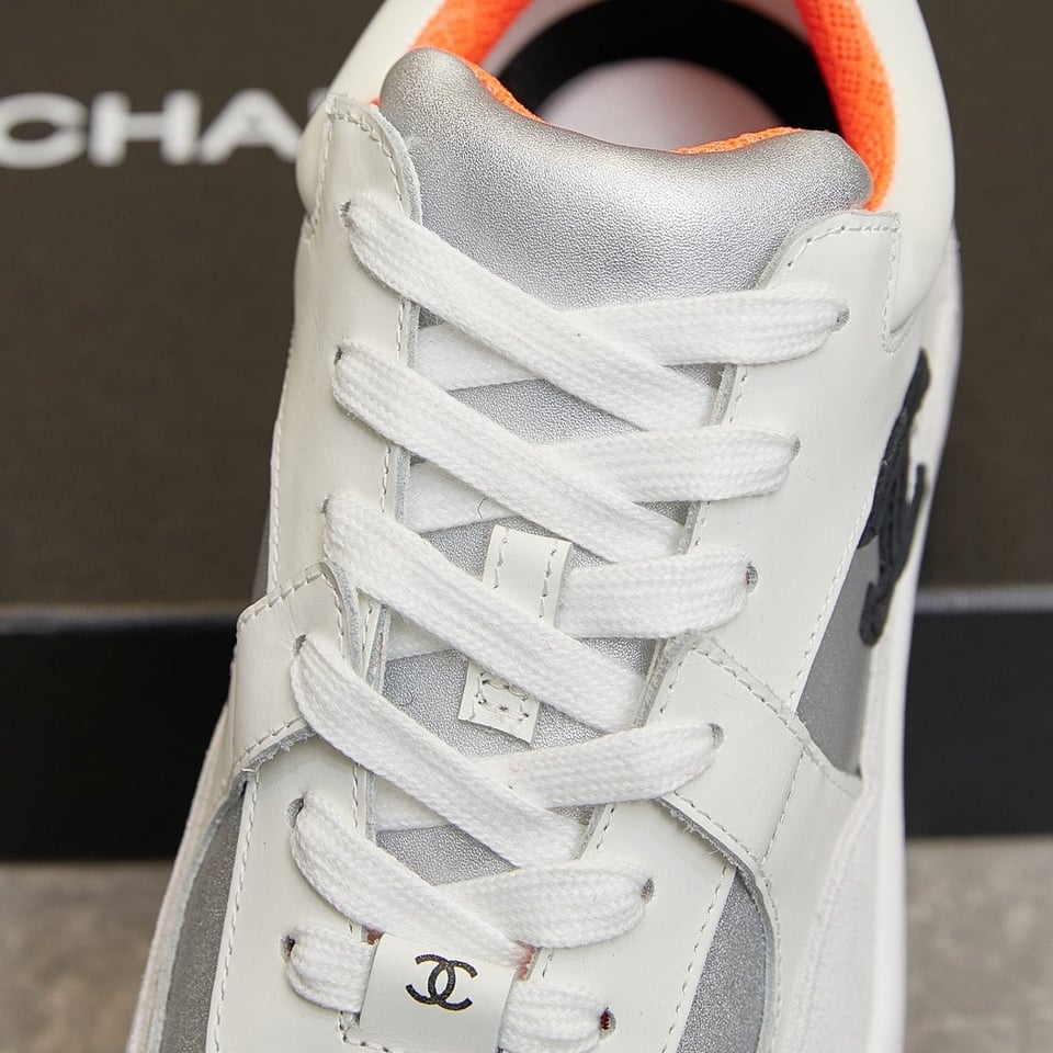 Chanel Suede And Leather Cc Low Top Sneakers White Orange view 6