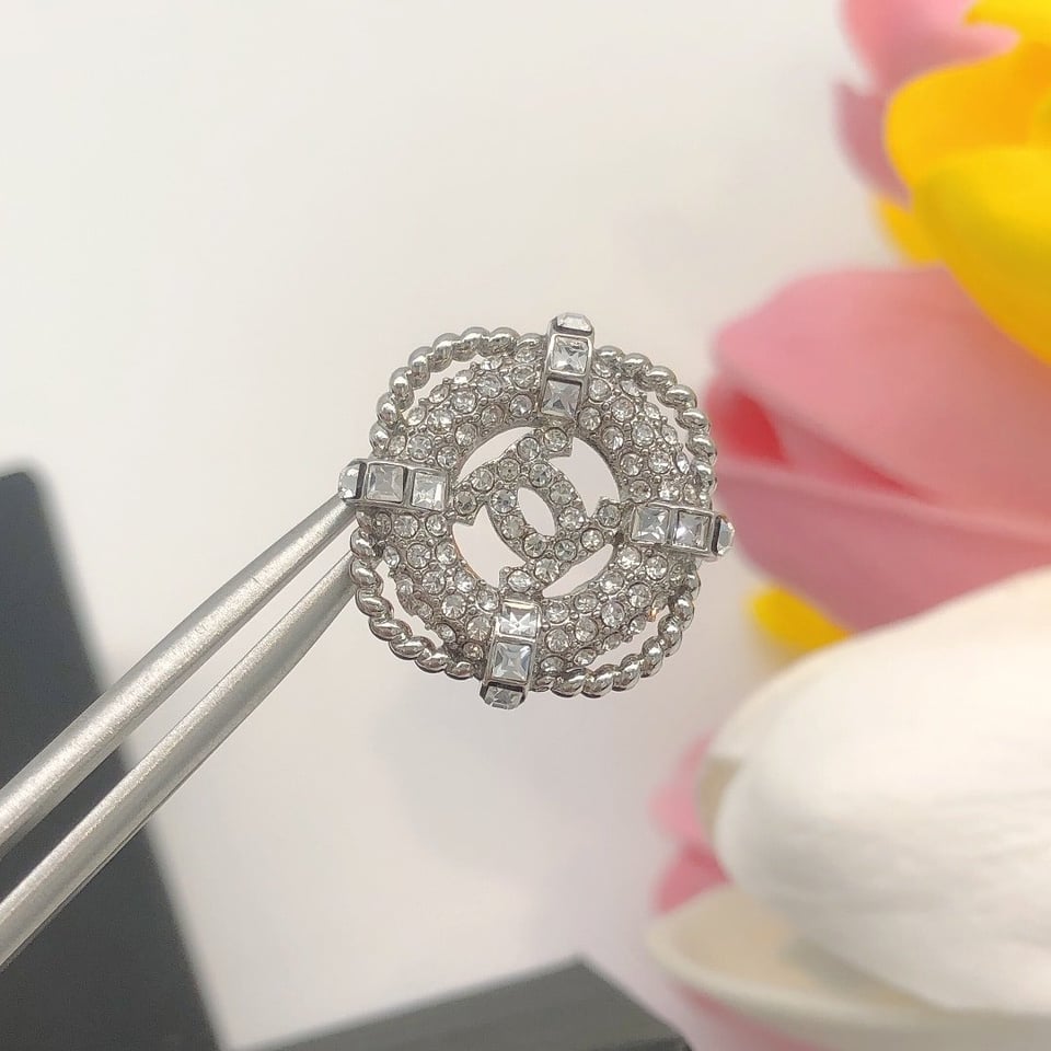 Chanel Cc Earrings view 3