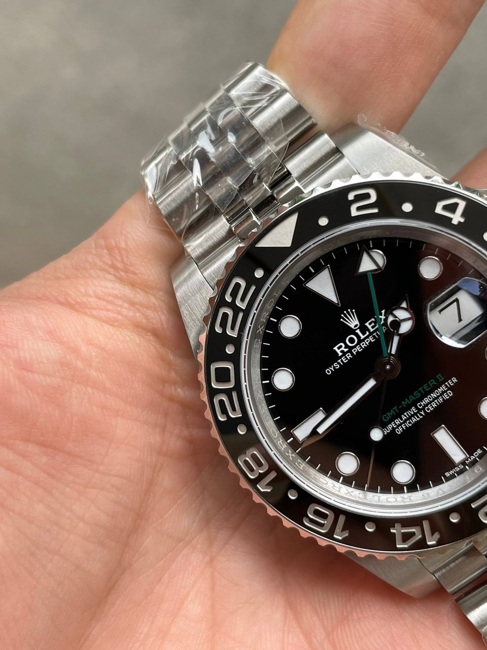 [Super Clone] Rolex GMT-Master II Black Dial 126710GRNR “Bruce Wayne” Jubilee 2024 view 4