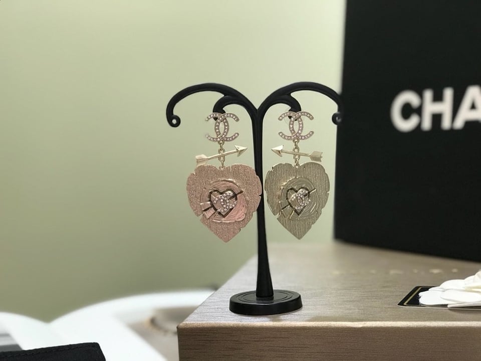 Chanel Heart Earrings view 4