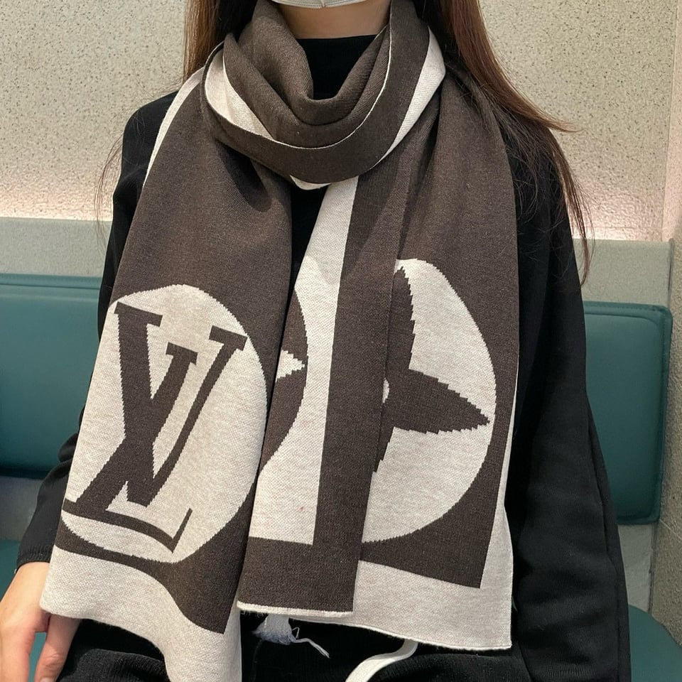 Louis Vuitton Monogram Cashmere Jacquard Scarf White-Brown For Women 180cm view 6