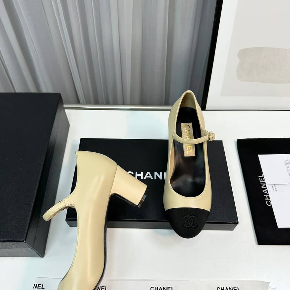 Chanel Mary Janes Beige G45118 view 3