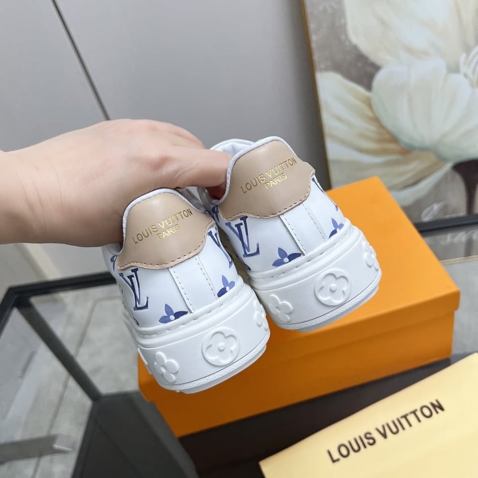 Louis Vuitton Time Out Sneaker Blue 1Ahoof view 6