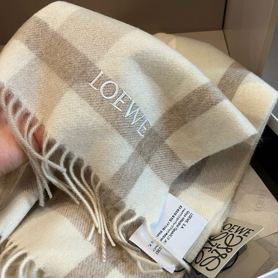 Loewe Cashmere Scarf Check Beige White For Women 180cm view 4