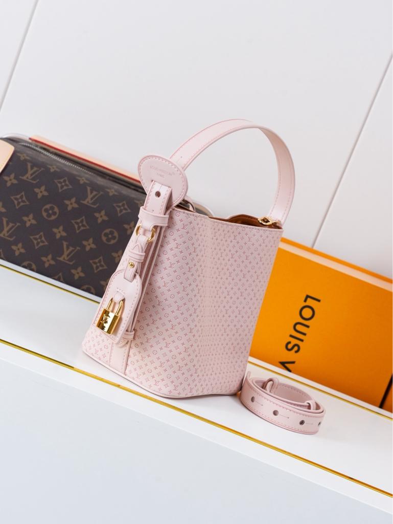 Louis Vuitton All In BB Bag Light Bliss 16cm M28886 view 5