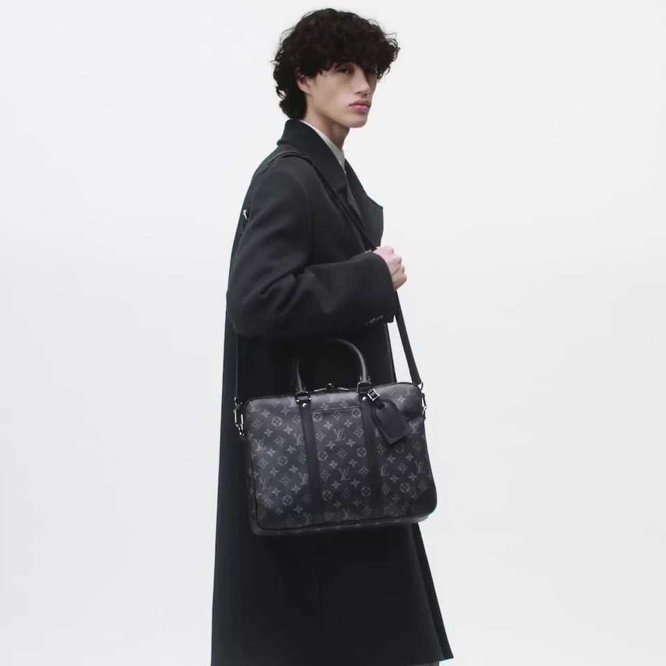 Louis Vuitton Porte-Documents Voyage Pm M46457 view 10