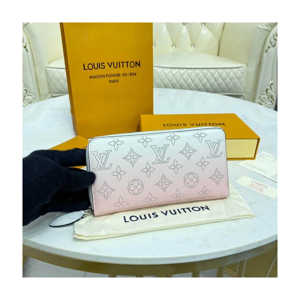 Louis Vuitton Zippy Wallet in Pink Gradient Mahina Perforated Leather view 3