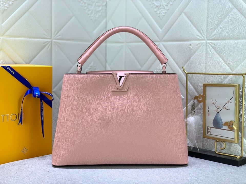 Louis Vuitton Capucines Mm Pink view 11