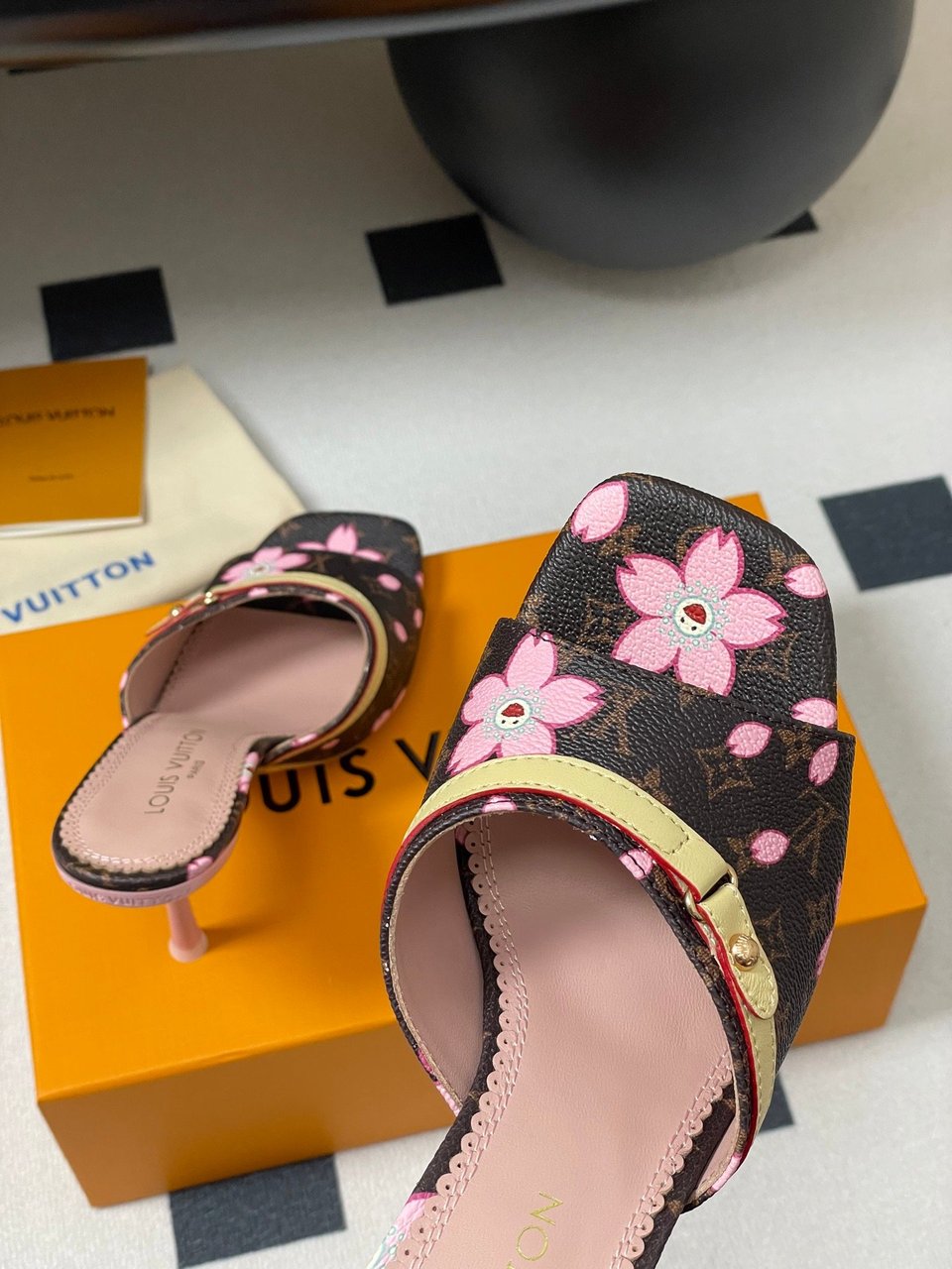 Louis Vuitton x Takashi Murakami Cherry Blossom Mule Brown Monogram Canvas view 11