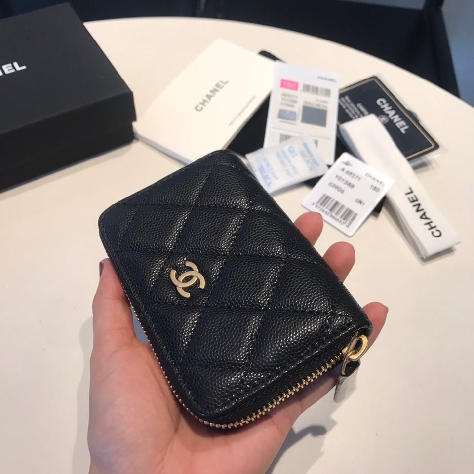Chanel Zipped Coin Basic Purse 11 Black Calfskin Gold Icon view 8