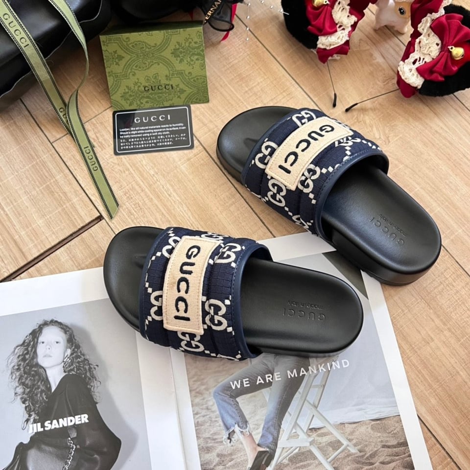 Gucci Gg Horizontal Strap Sandals With Tag In Blue view 7
