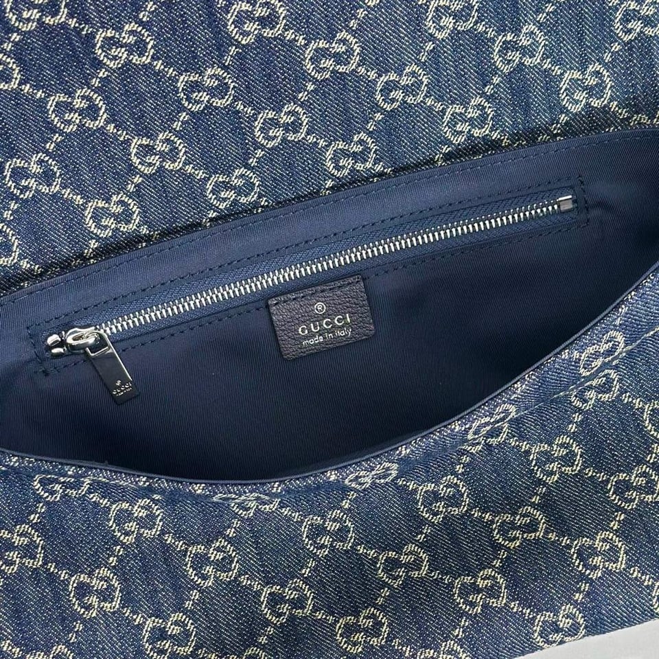 Gucci Madison Medium Shoulder Bag 31cm/12.2in Blue GG Denim ‎874744 view 9