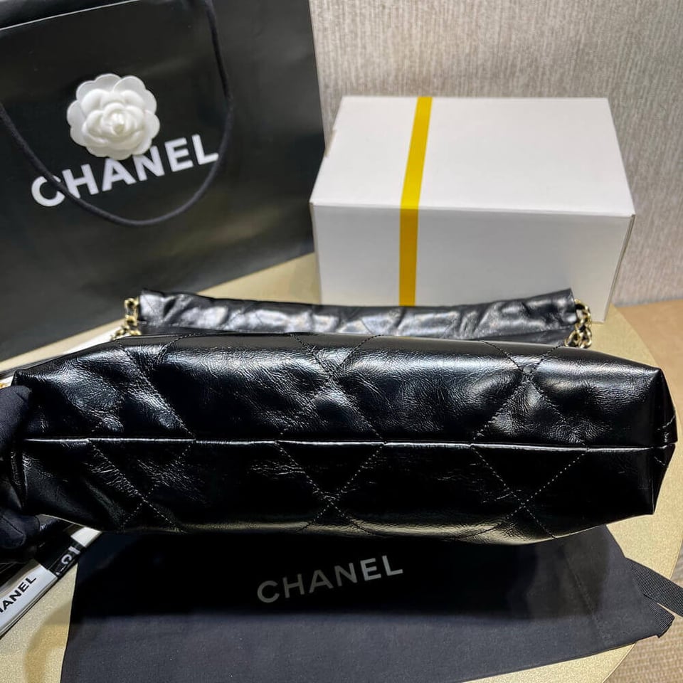 Chanel 22 Small Handbag Shiny Calfskin Black Gold view 8