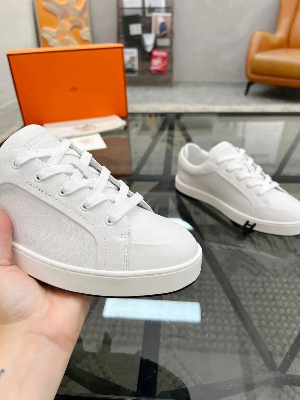 Hermes Kid Sneakers Blanc Color Goatskin H251929ZH90390 view 8