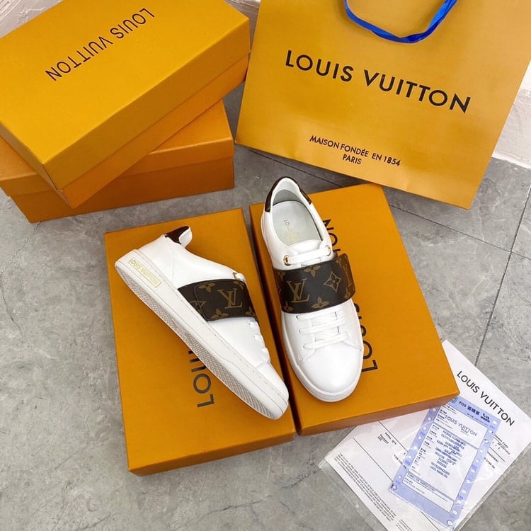 Louis Vuitton Frontrow Monogram Strap White view 6