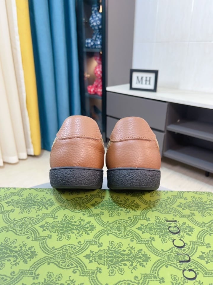 Gucci Gg Canvas And Leather Low Top Sneakers Brown view 4