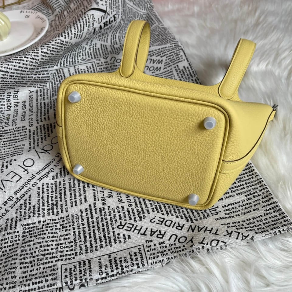 Hermes Picotin Lock Bag In Taurillon Clemence Limoncello 22Cm view 9