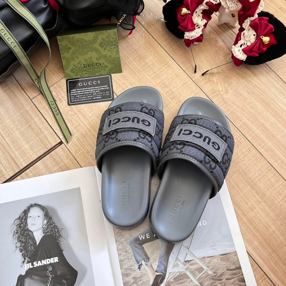 Gucci Gg Horizontal Strap Sandals With Tag In Grey view 8