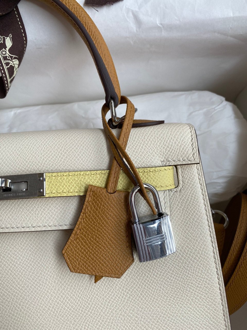 Hermes Kelly 25 Bag In Off White Epsom Leather For Women 25cm/10in view 7