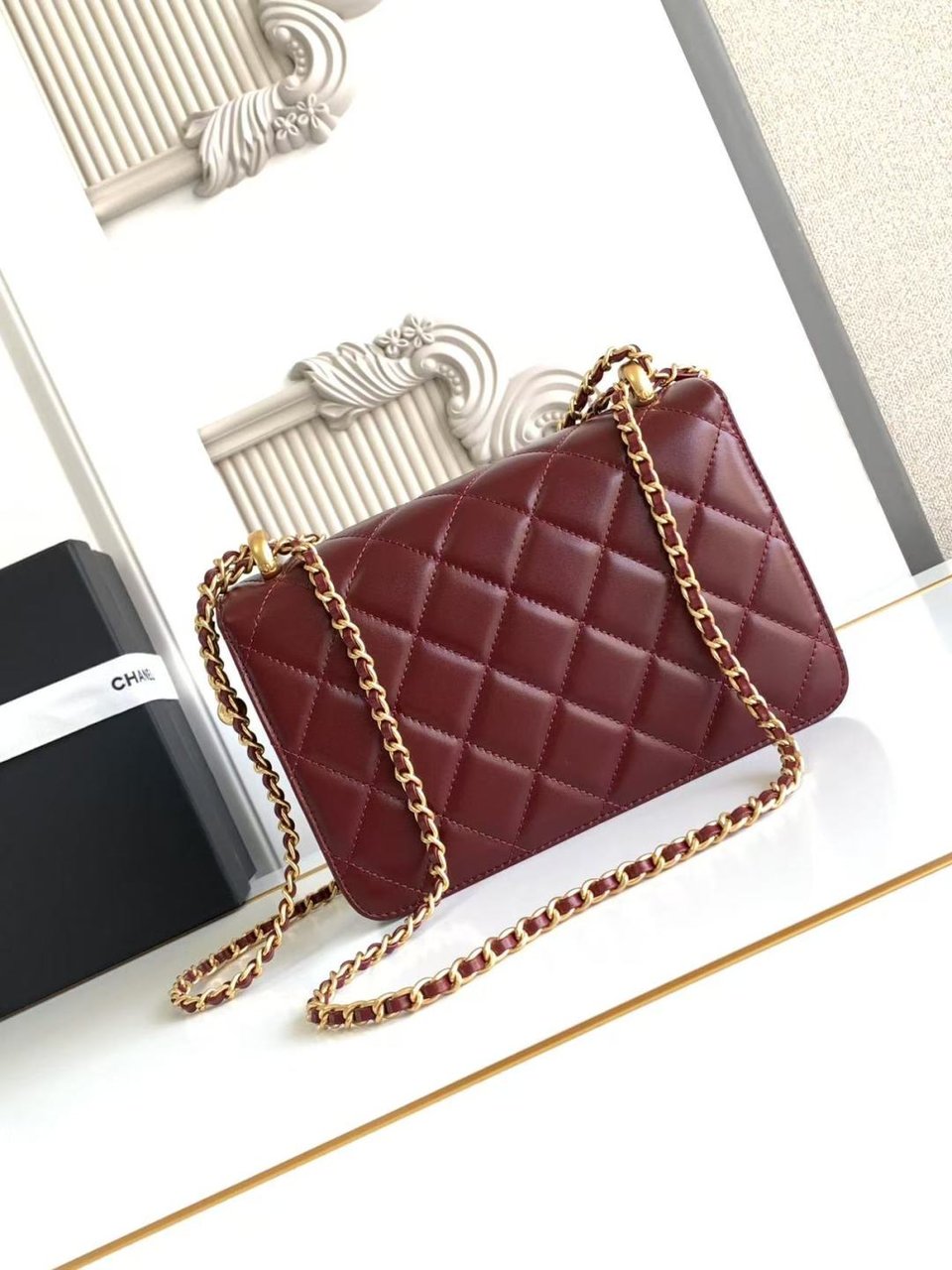 Chanel Calfskin Quilted Perfect Fit Flap Red 22cm view 11