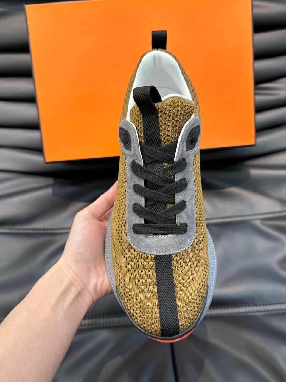 Hermes Heros Sneaker Khaki Gray H232985Zh1R400 view 7