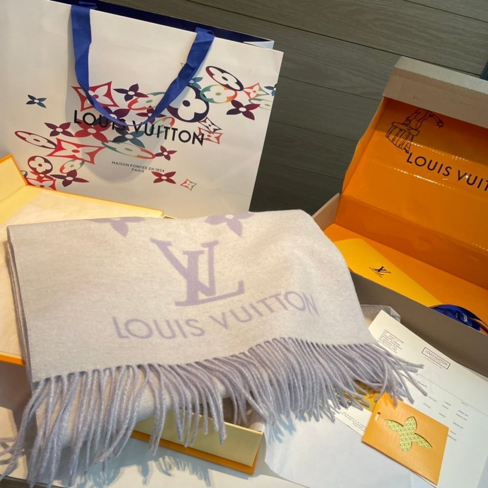 Louis Vuitton Monogram Giant Purple Scarf For Women 170cm view 4