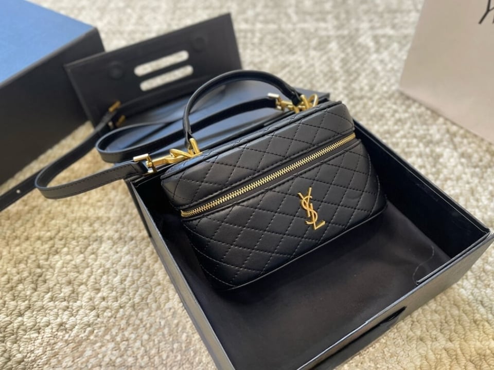 Saint Laurent Mini Gaby Leather Vanity Bag Strap Saint Laurent Black 18Cm view 3