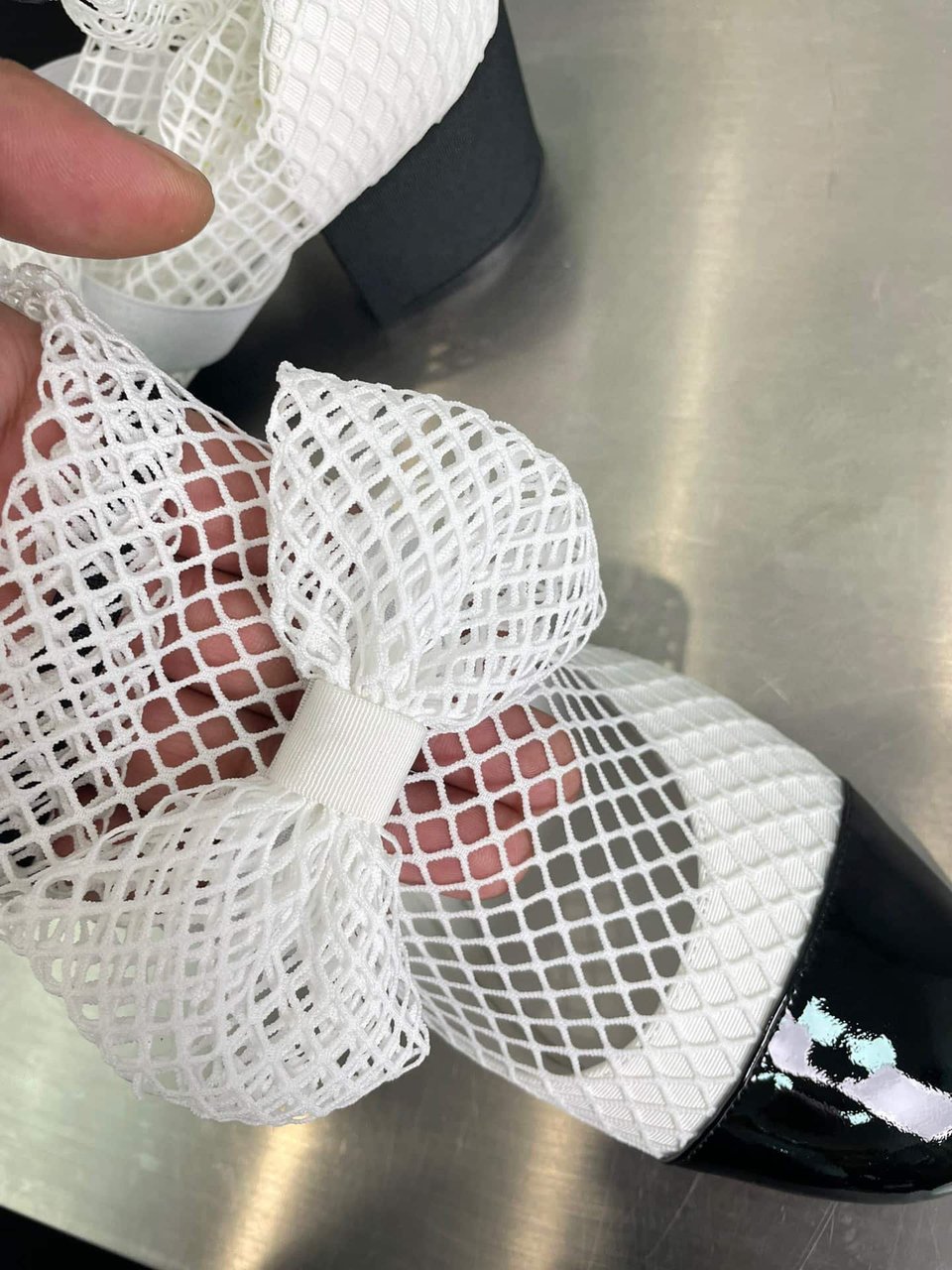 Chanel Mary Janes White And Black G40097 Y56613 K5928 view 6