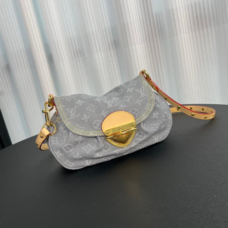 Louis Vuitton Monogram Denim Sunset Shoulder Bag 27cm/ 10.6in view 6