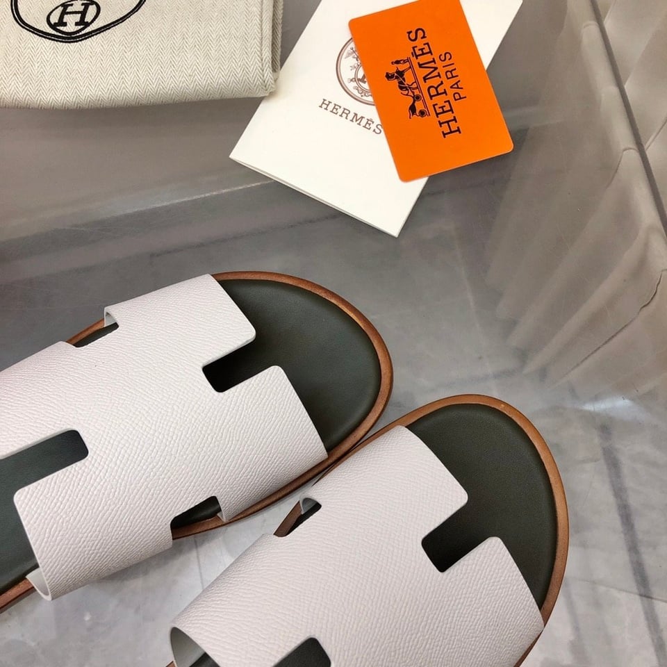Hermes Izmir Sandal Beige Glaise view 9