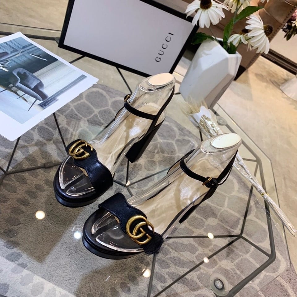 Gucci Gg Leather Heeled Sandal Black view 4