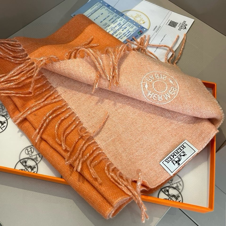 Hermes Cashmere Blanket Scarf Orange For Women 180cm view 3