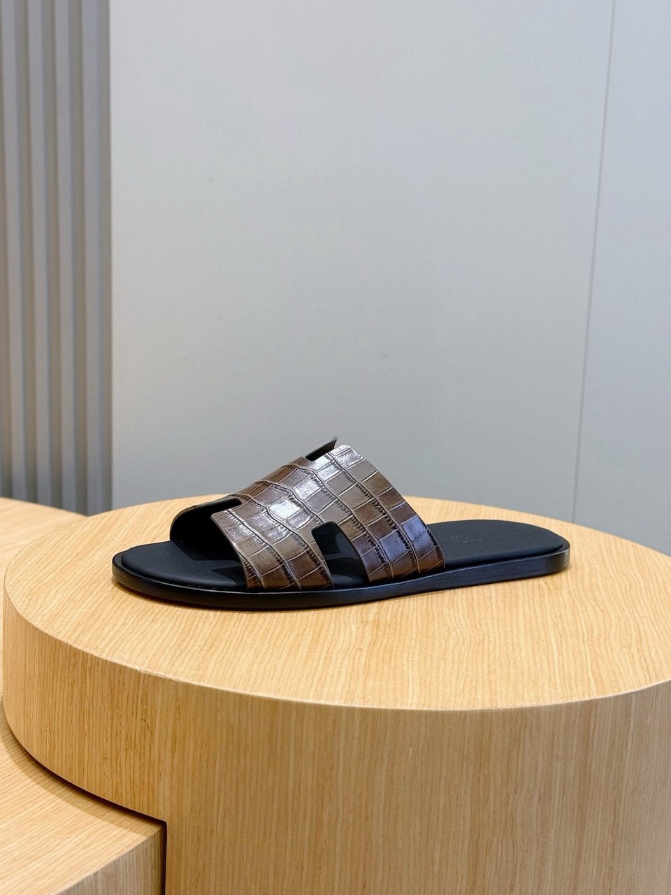 Hermès Brown Crocodile Oran Sandals- Shoes for Men view 7