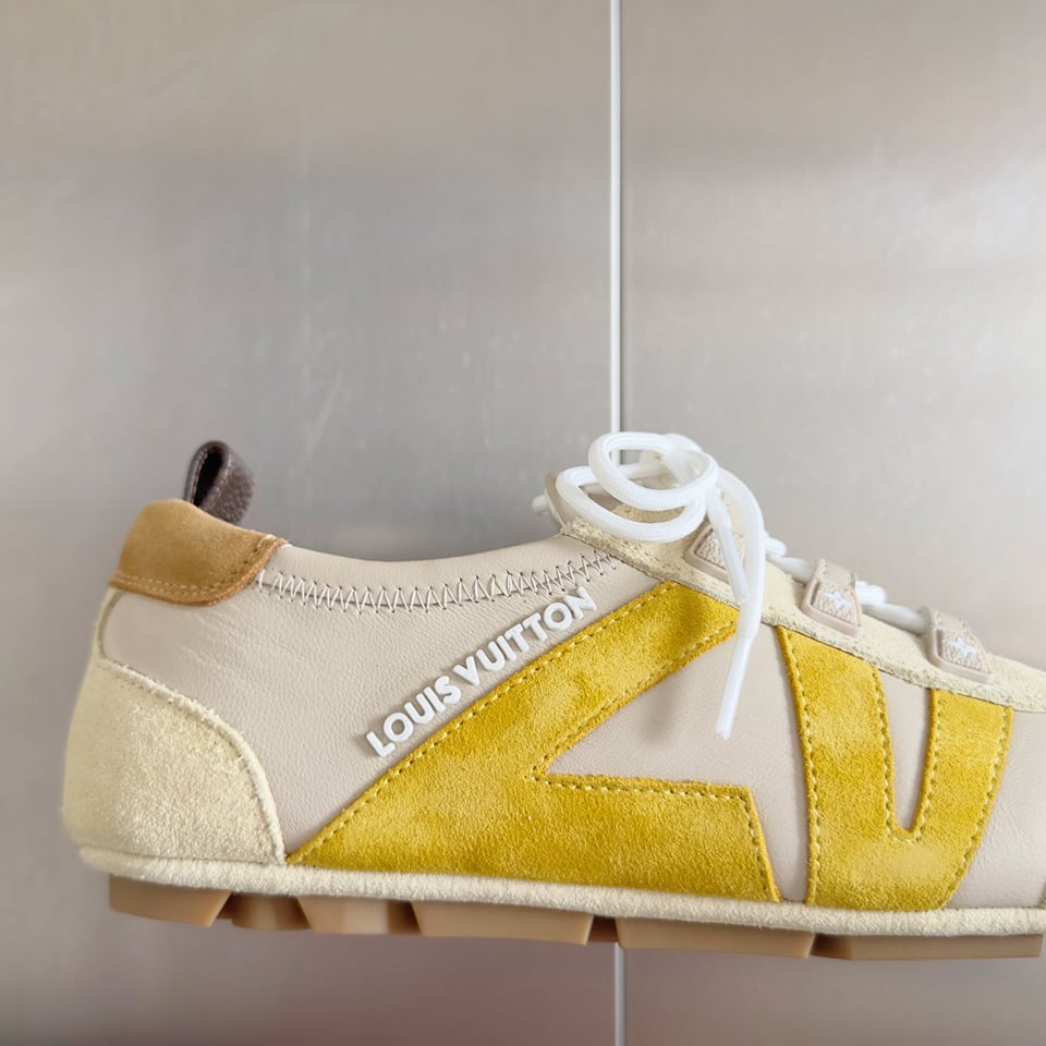 Louis Vuitton Sneakerina Yellow Beige – Women’s Ballet-Inspired Slim Sneakers view 4